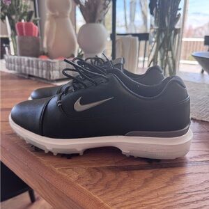 Nike Black and White Golf Shoes with Silver Swoosh